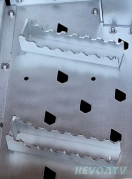 Pegi aluminiowe. Aluminiowe podnóżki.