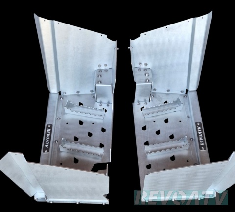 Podstopnice aluminiowe do CFMOTO GEN3 Podstopnice aluminiowe do CFMOTO GEN3
