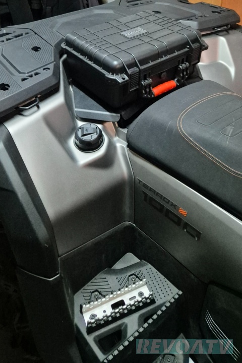 Płyta aluminiowa zamiast fotela pasażera do GOES TERROX 1000 (ZESTAW ZAWIERA UCHWYTY)